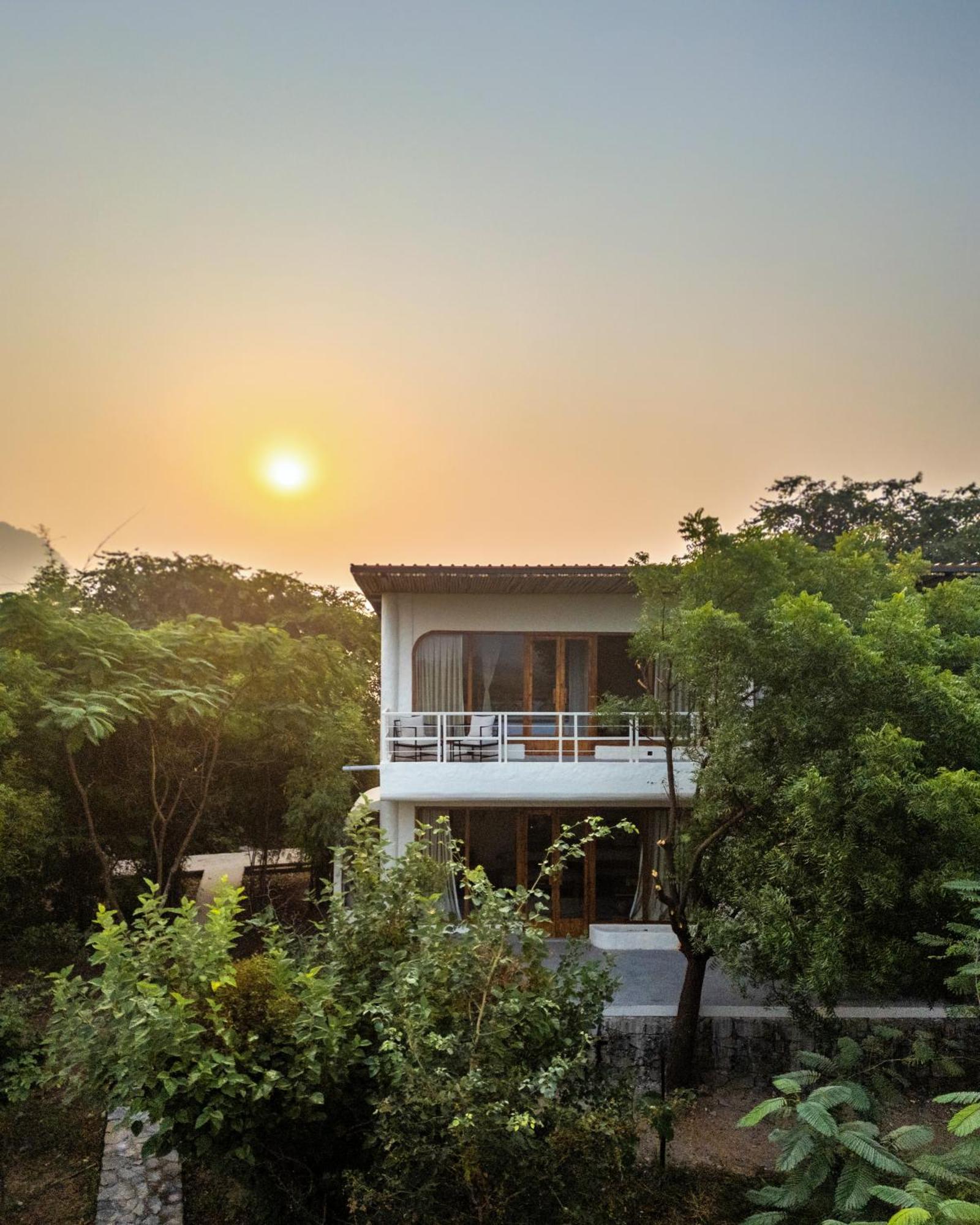 Готель Utsav Camp Sariska Tehla Екстер'єр фото
